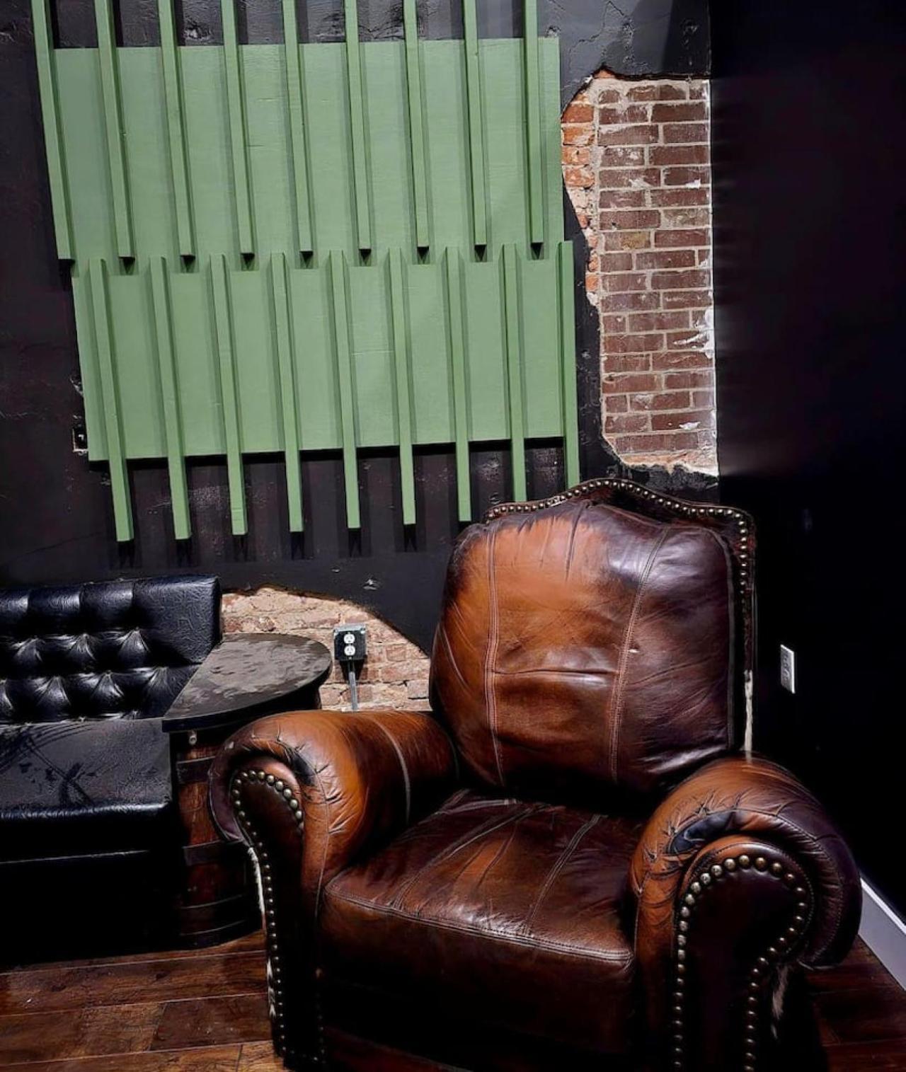 The Atrium - A Boutique Hotel - Suite 17 Perryville المظهر الخارجي الصورة